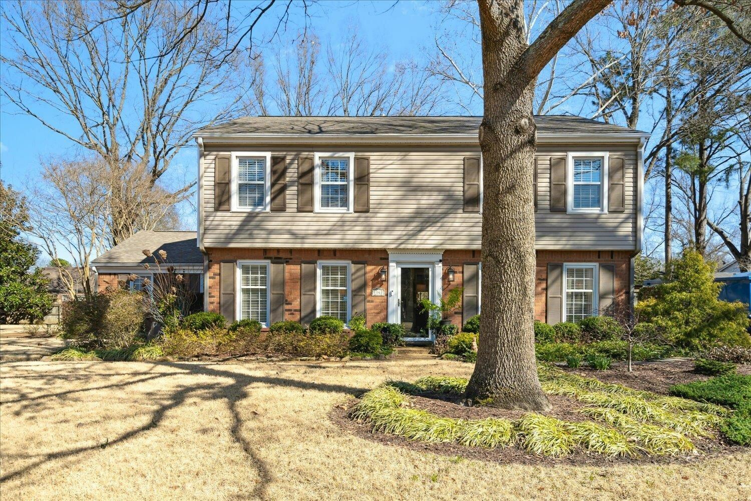 Property Photo: 1162 Longreen Dr TN 38120