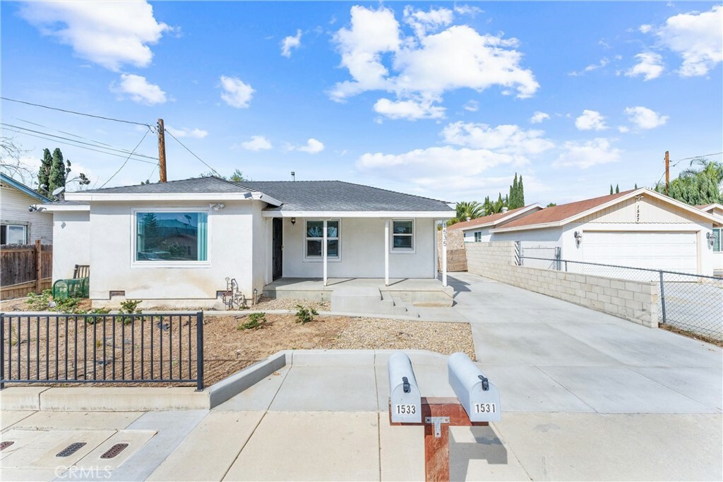 Property Photo:  1535 W Orange Grove Avenue  CA 91768 