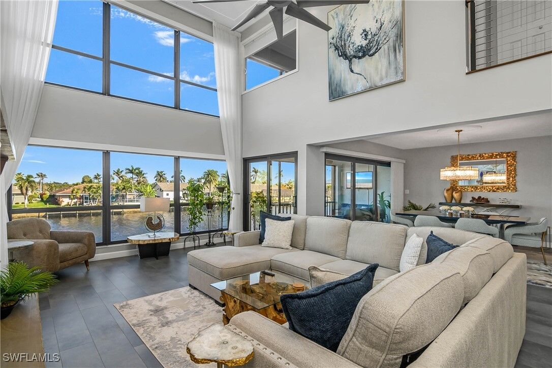Property Photo:  1903 SE 40th Terrace 104  FL 33904 