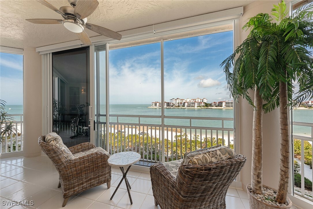 Property Photo: 6000 Royal Marco Way 451 FL 34145