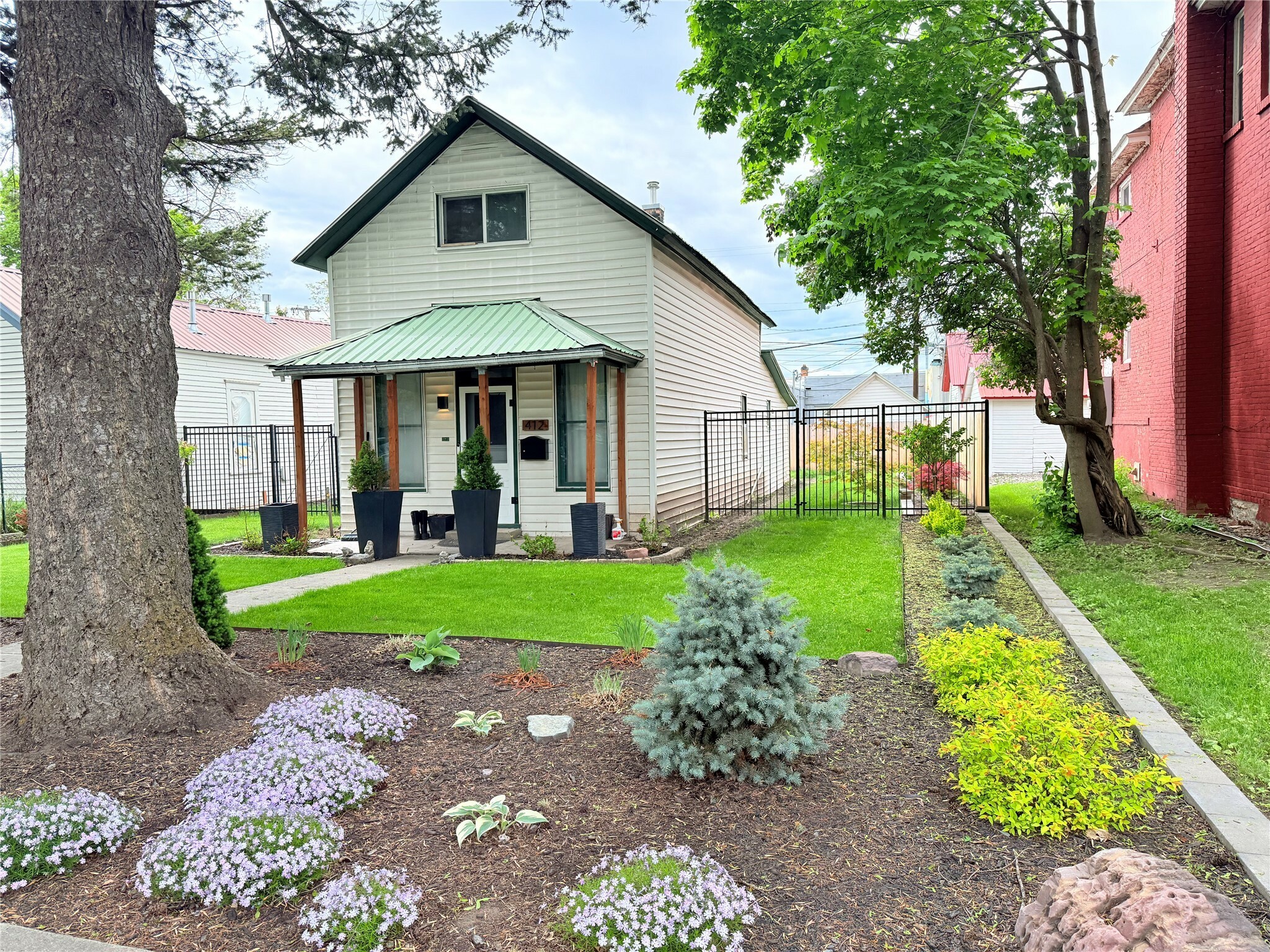 Property Photo: 412 2nd Avenue E MT 59901