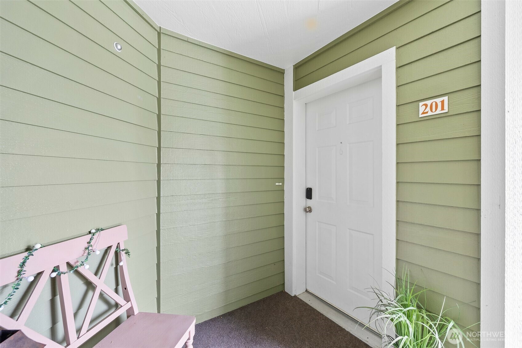 10518  221st Lane NE 201  Redmond WA 98053 photo