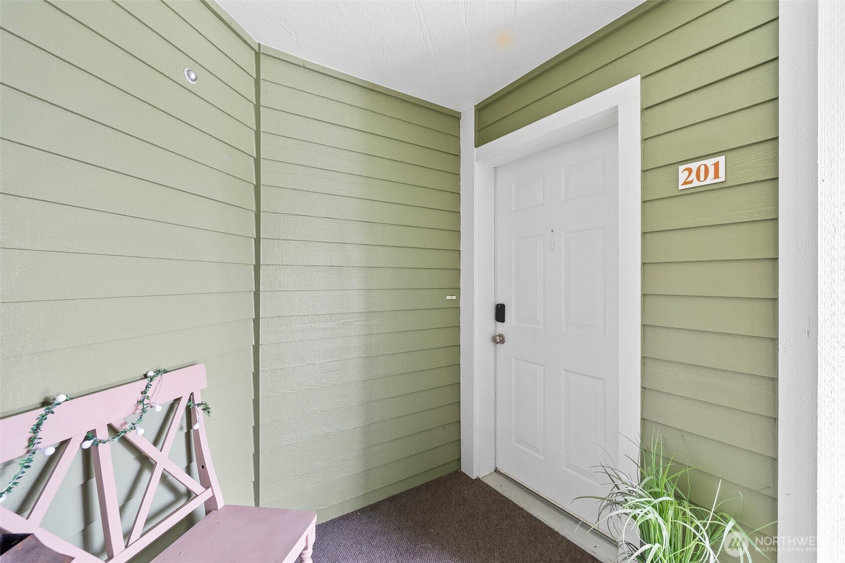 Property Photo: 10518 221st Lane NE 201 WA 98053