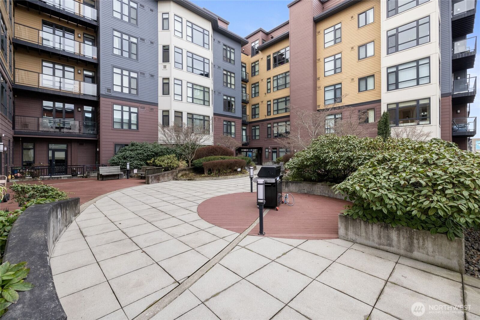 Property Photo:  1501  Tacoma Avenue S 408  WA 98402 