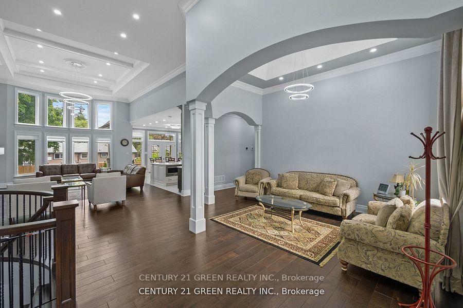 Photo de la propriété: 679 Hiawatha Blvd ON L9G 3A6