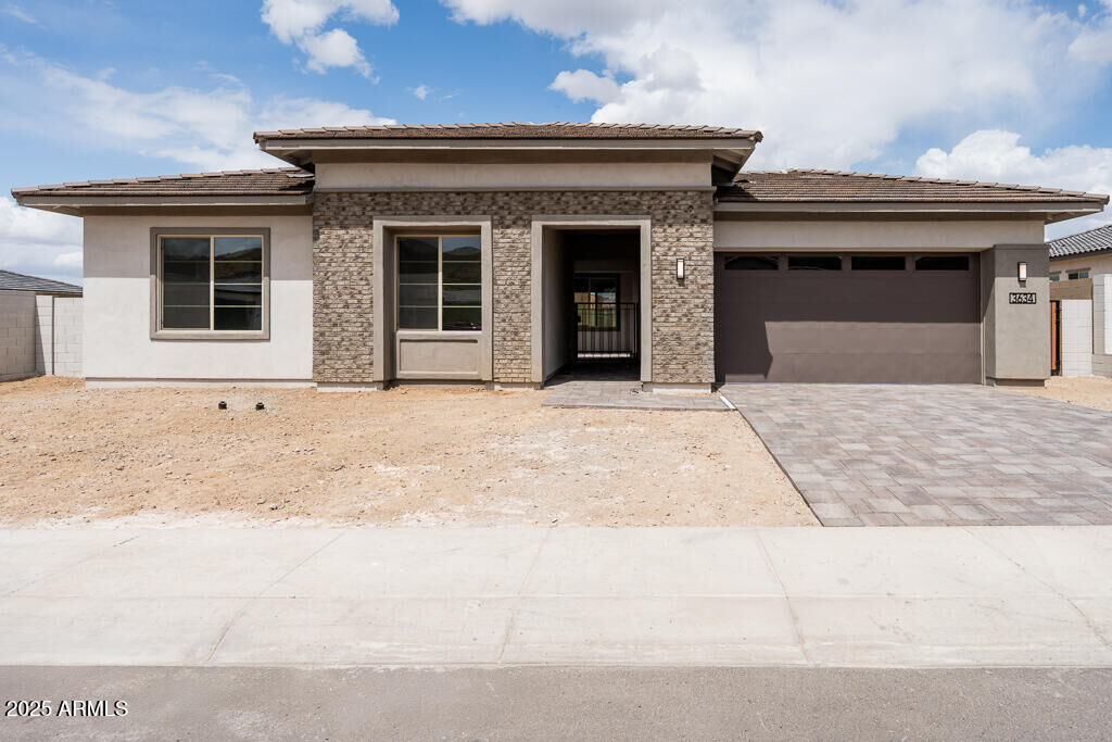 Property Photo: 3634 W Mineral Road AZ 85339