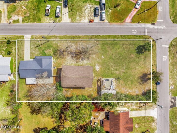 Property Photo:  819 Russ Lake Drive  FL 32404 