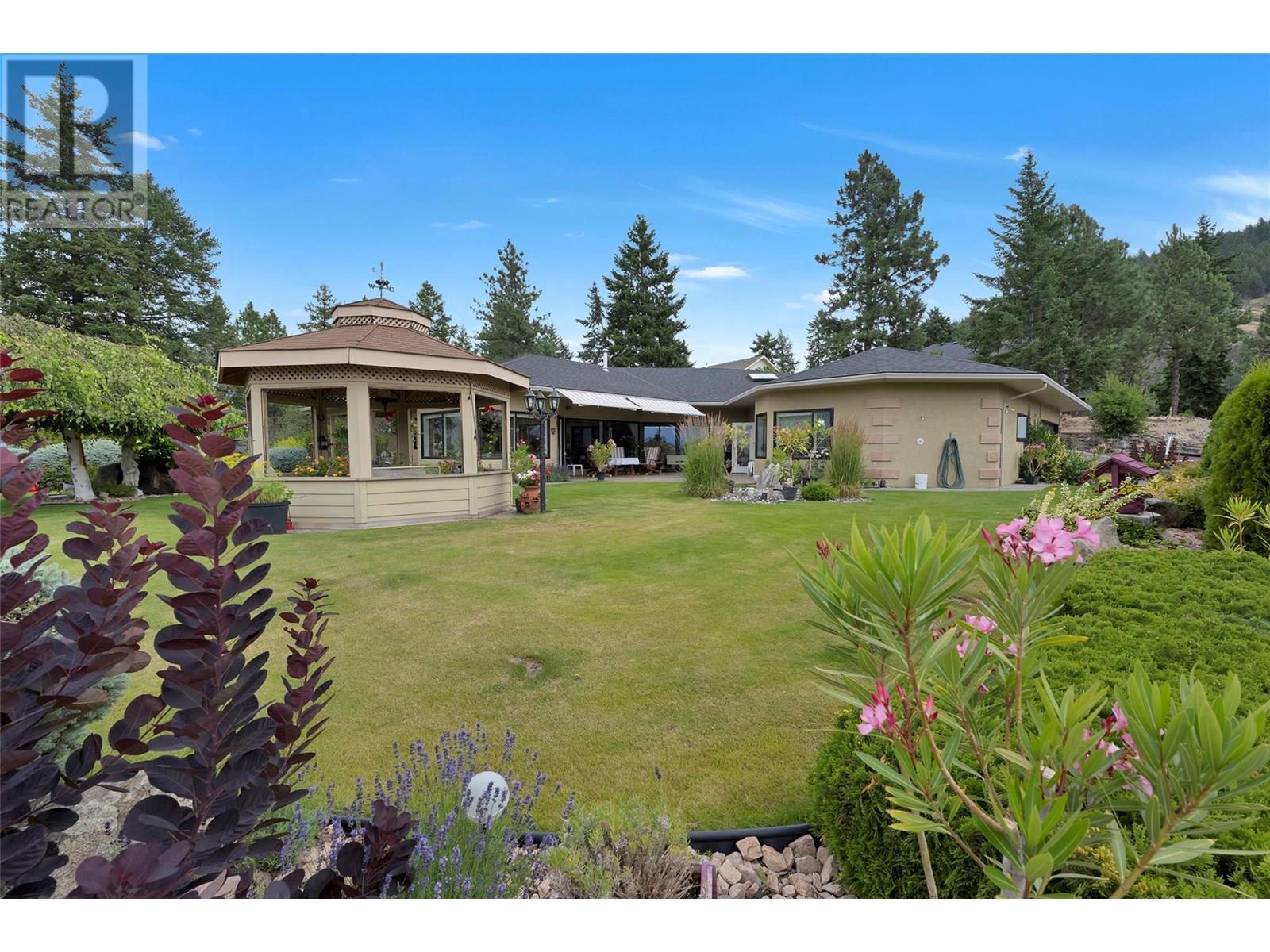 Photo de la propriété: 6 9196 Tronson Road BC V1H 1E8