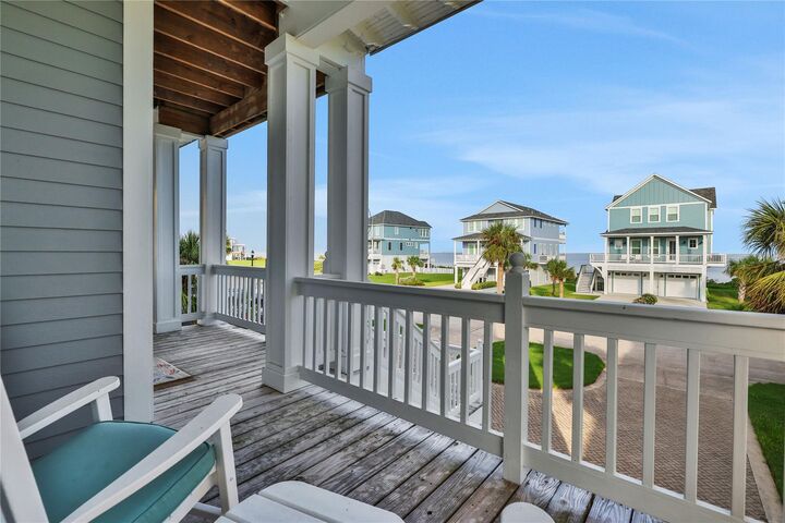 Property Photo:  26735 Bay Water Drive  TX 77554 