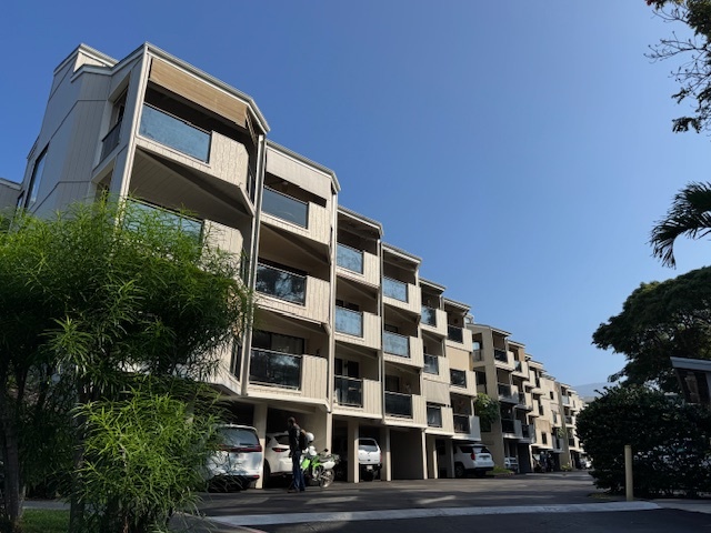 Property Photo: 75-5669 Kuakini Highway 2103 HI 96740