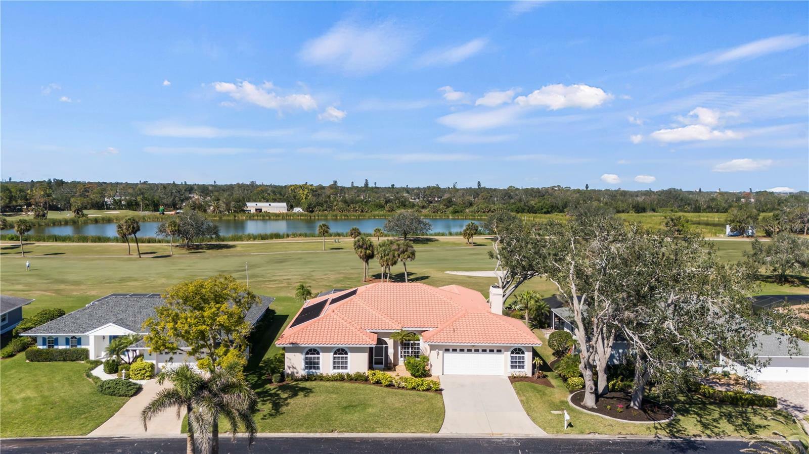 Property Photo: 1921 Pebble Beach Court FL 34293