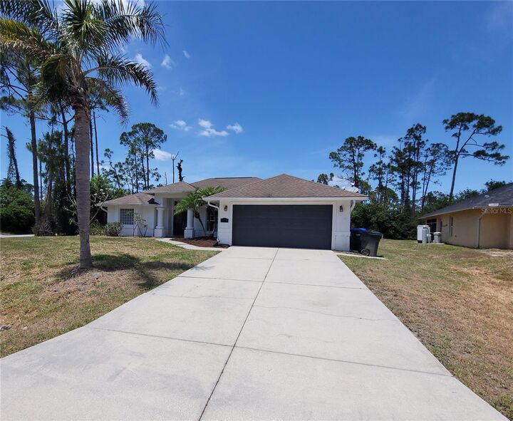 Property Photo: 1402 Jakway Road FL 34288