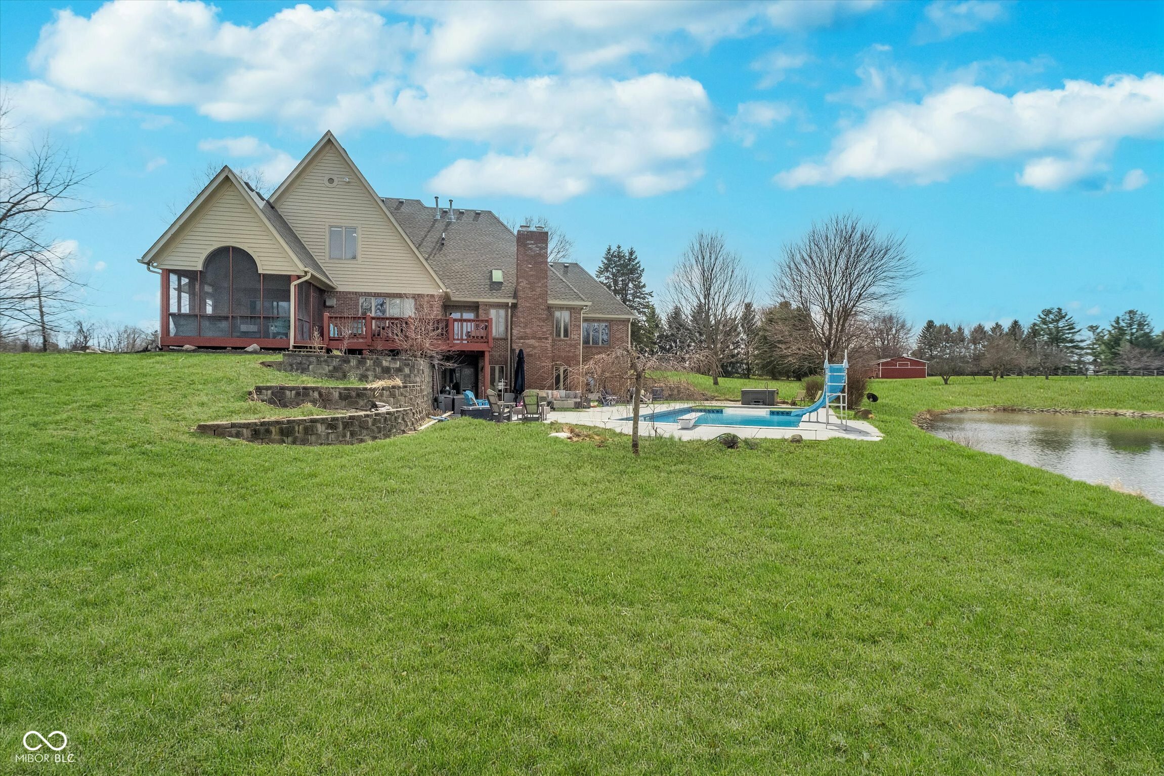 Property Photo: 3592 W Smokey Row Road IN 46106