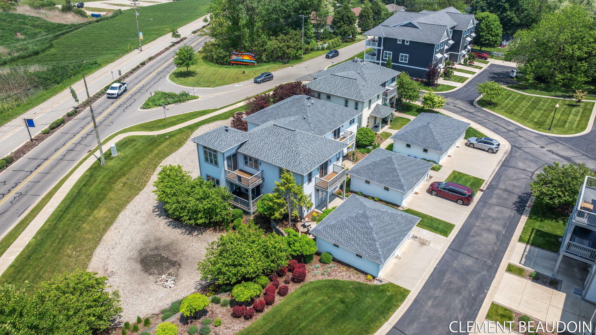 Property Photo: 210 Garden Terrace MI 49406