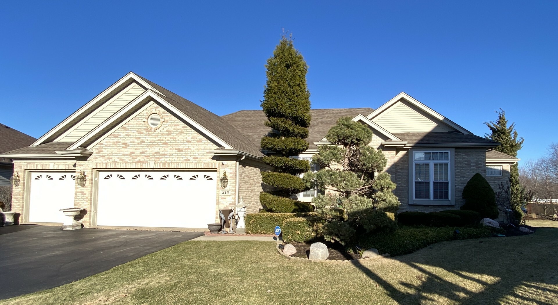 Property Photo: 315 Prairie Ridge Drive IL 60096