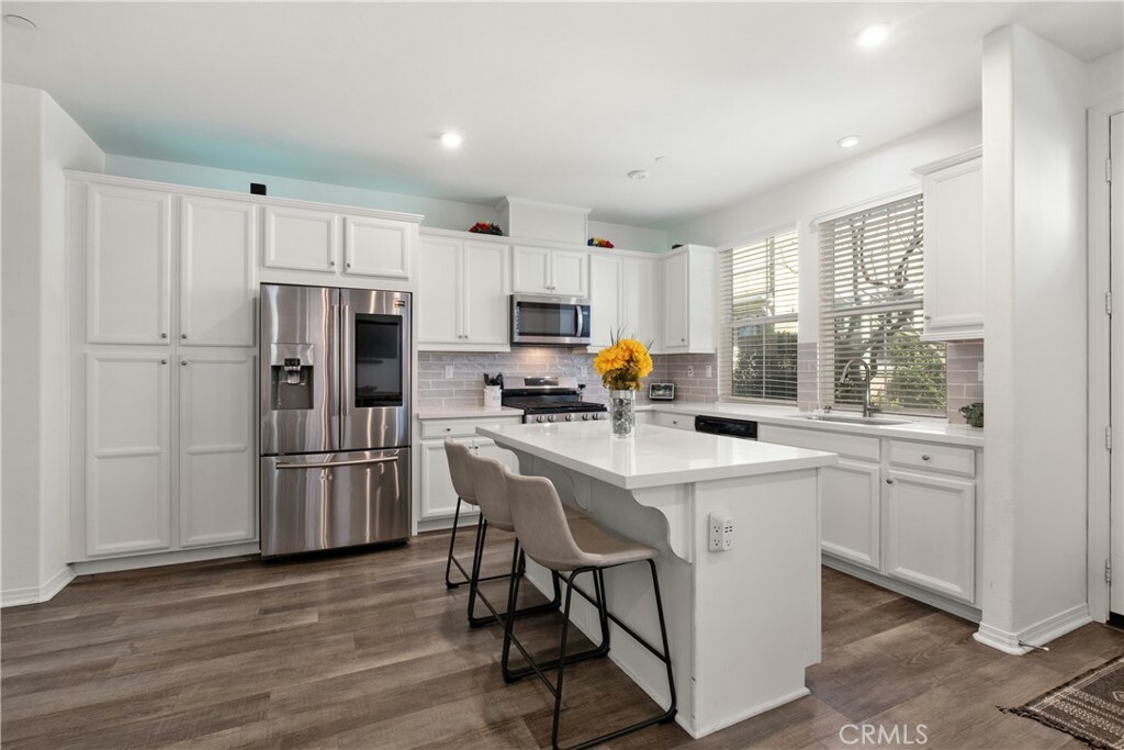 Property Photo:  166 Natal Road  CA 92694 