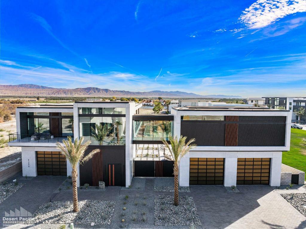 Property Photo: 61006 Watkins Glen Dr CA 92274