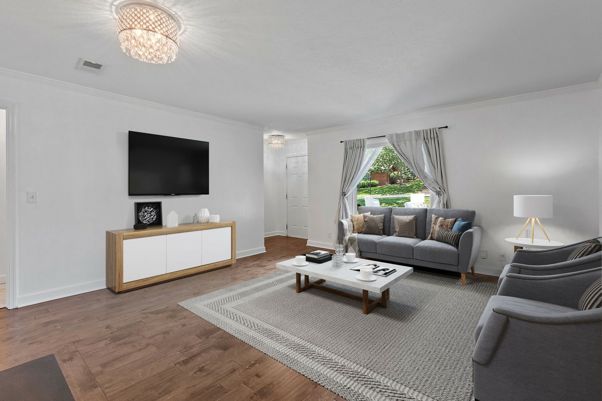 Property Photo: 121 Highland Villa Dr TN 37211