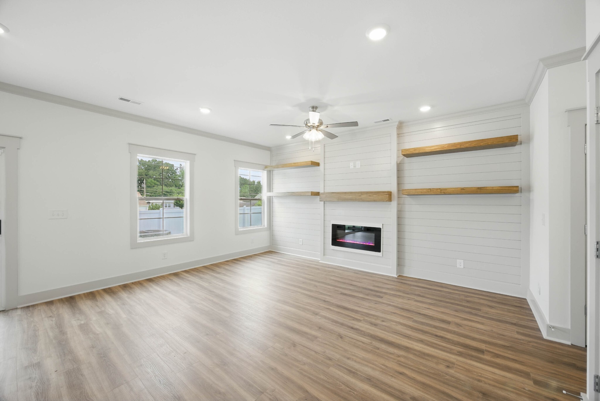 Property Photo: 541 Charleston Cove Way TN 37043