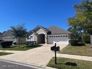 Property Photo: 3558 Old Village Drive FL 32065