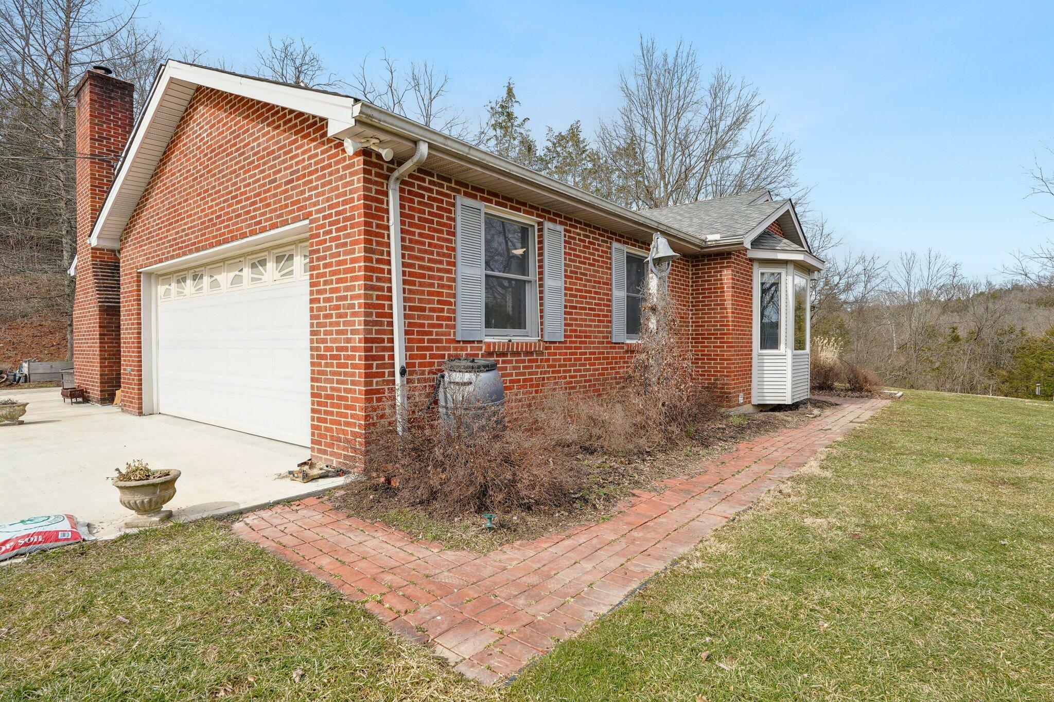 Property Photo:  8022 Stonehouse Road  KY 41007 