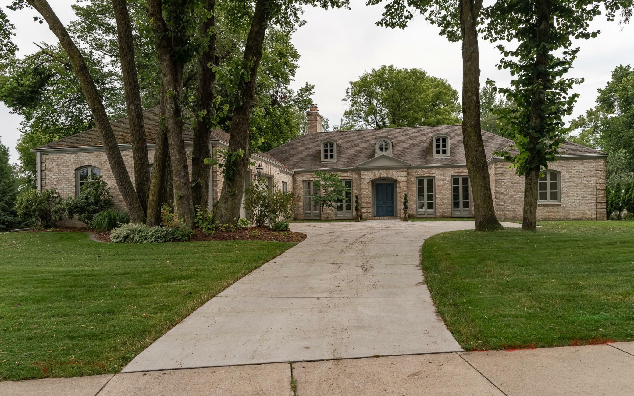 Property Photo: 910 Folwell Drive SW MN 55902