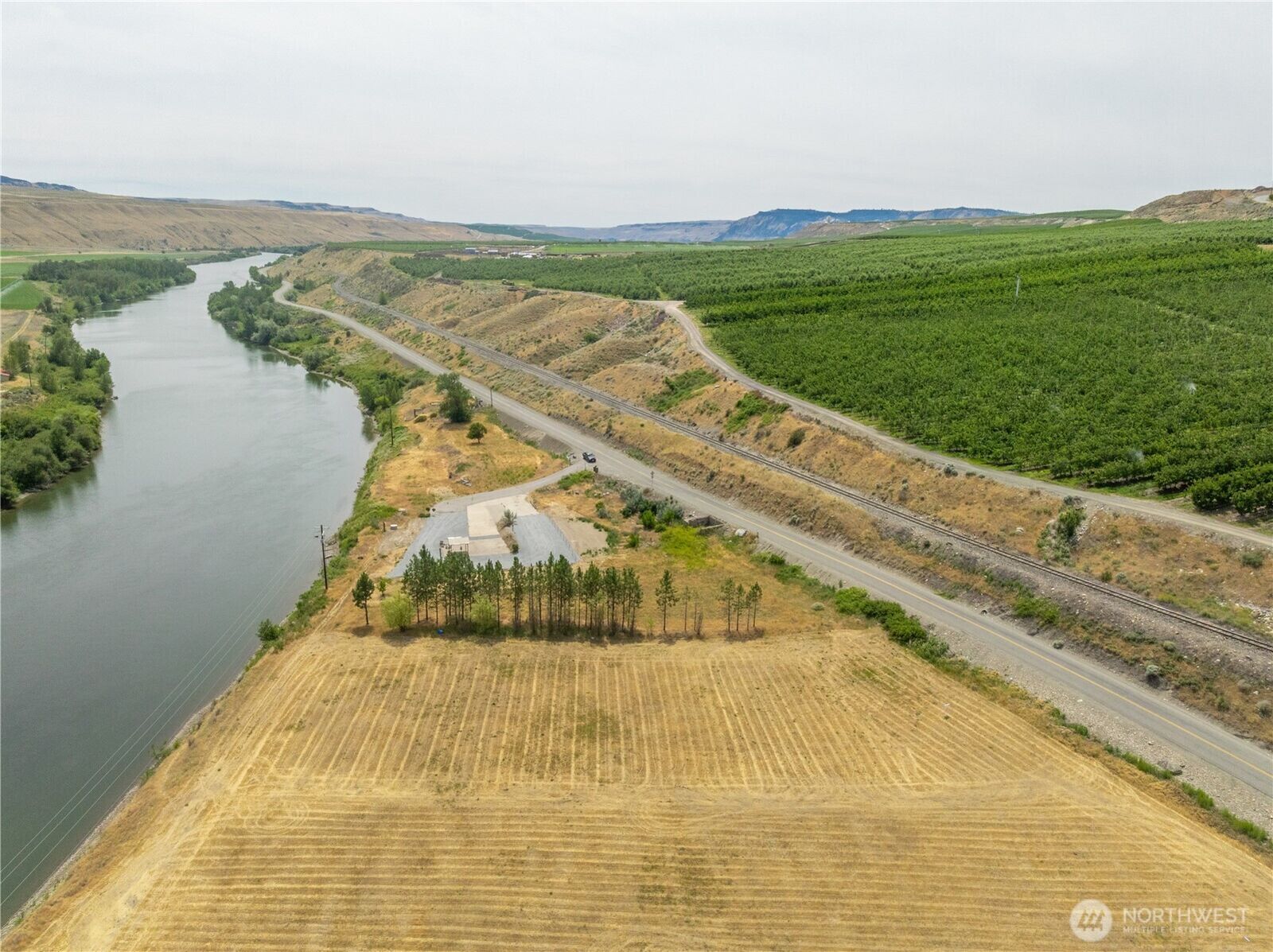 Property Photo:  624  Monse River Road  WA 98812 