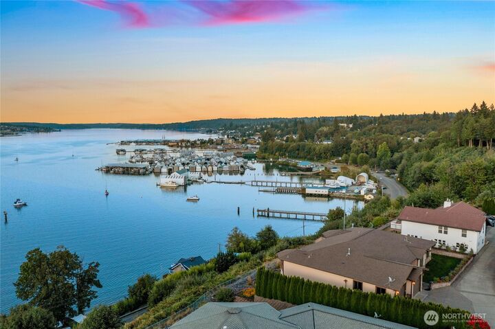 Property Photo:  254  Caseco Lane  WA 98366