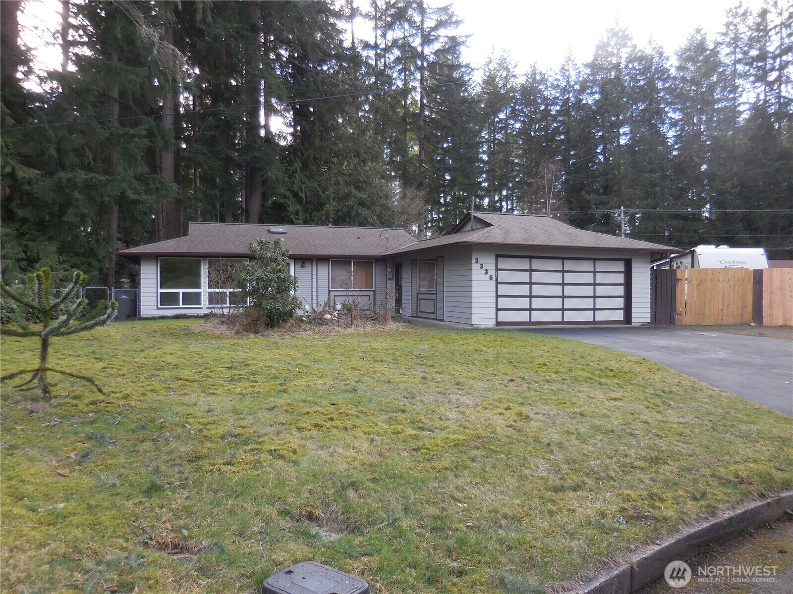 Property Photo: 3336 SE Cedar Court WA 98366