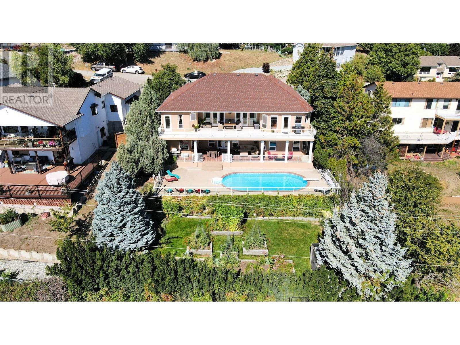 Property Photo: 6097 Beatrice Road BC V0H 1X4