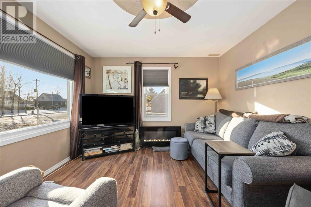 Property Photo: 746 Talfourd Street ON N7T 1S2