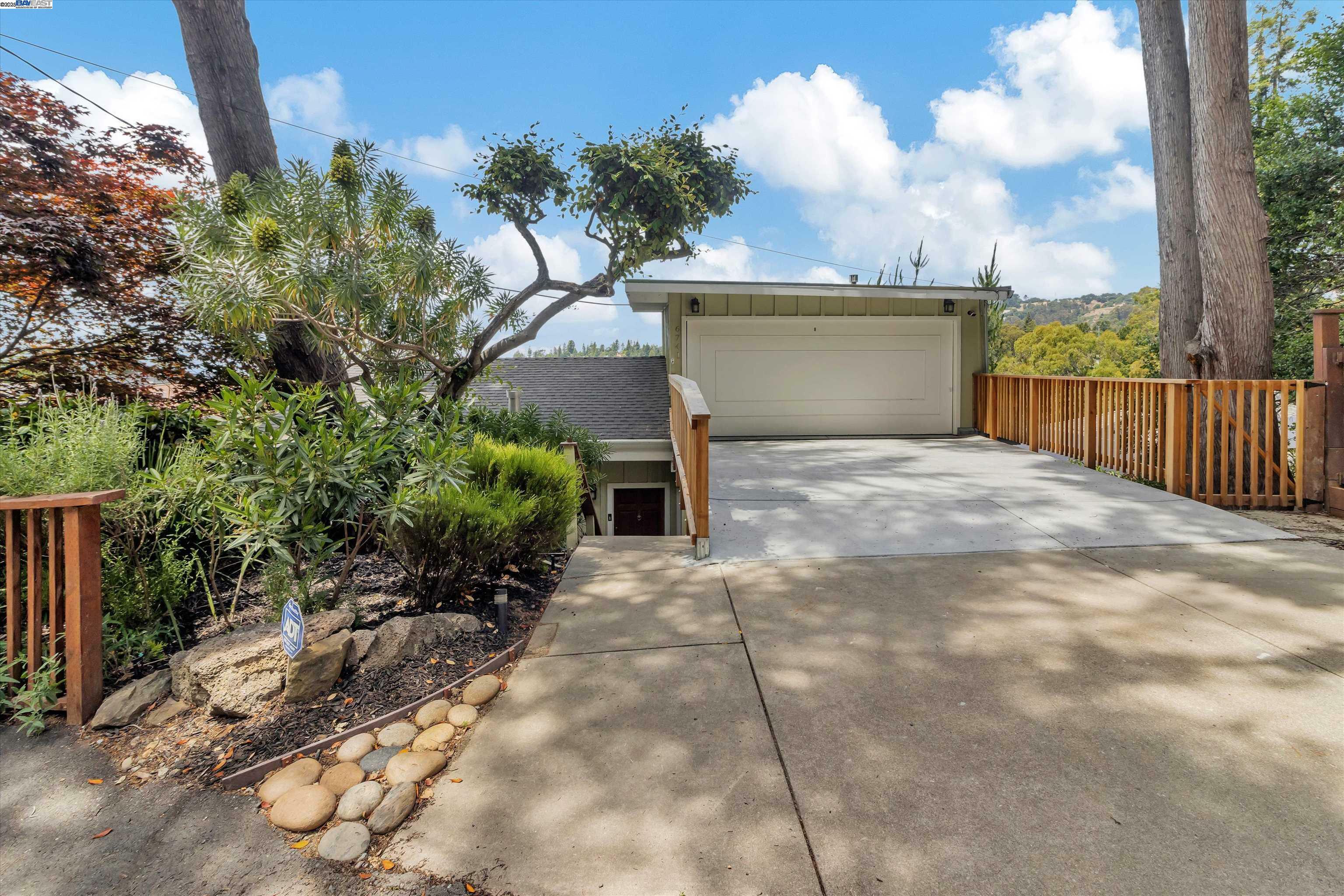 Property Photo: 6741 Snake Rd CA 94611