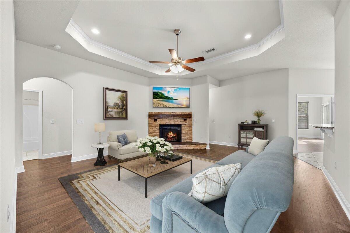 Property Photo: 3208 Oxmore Drive FL 32539