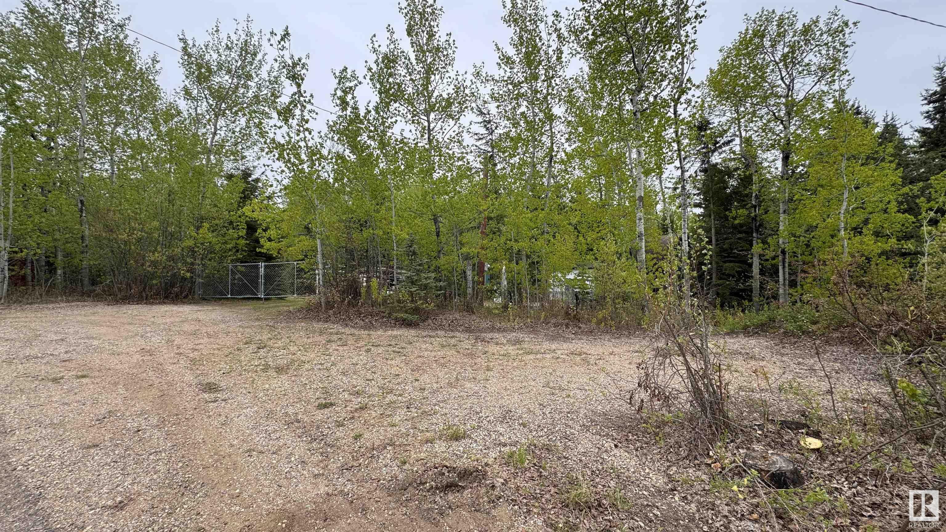Photo de la propriété: 324, 11121 Twp Rd 595 AB T0A 0C0