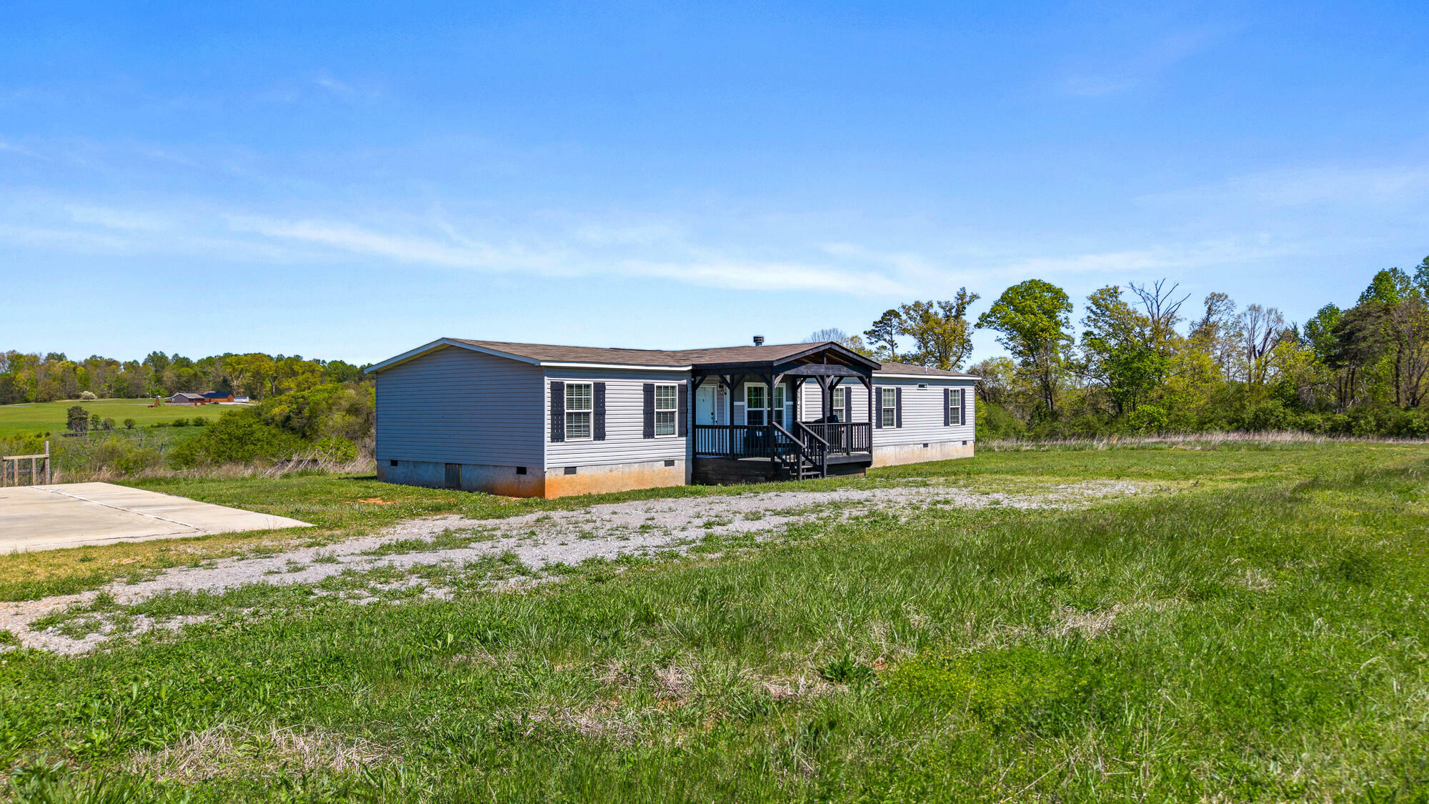 Property Photo: 1143 Ballplay Road TN 37354