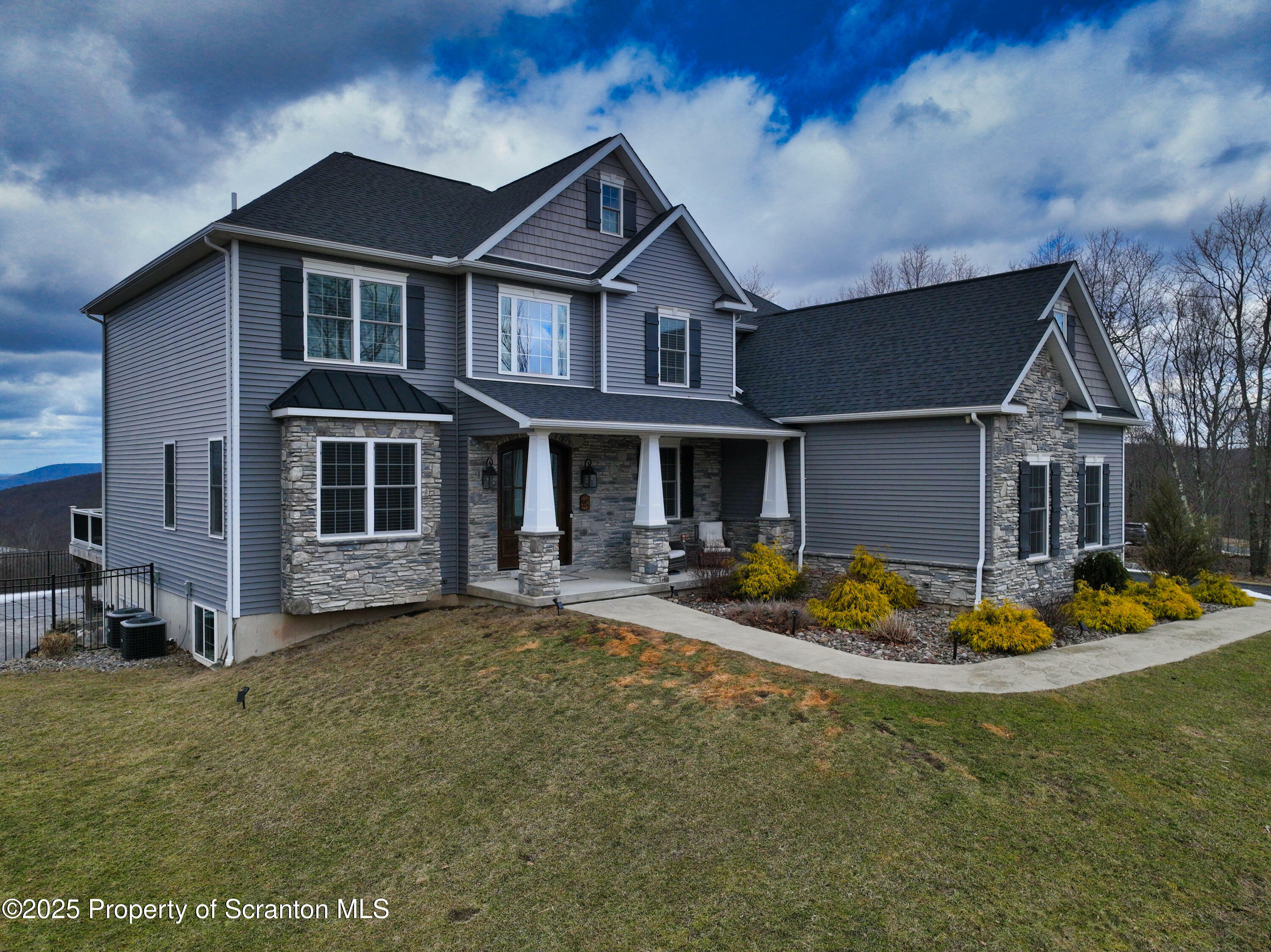 Property Photo: 407 Summit Woods Road L44 PA 18444