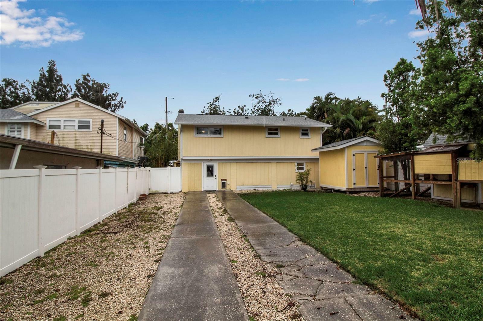 Property Photo:  7 Georgia Avenue  FL 34681 