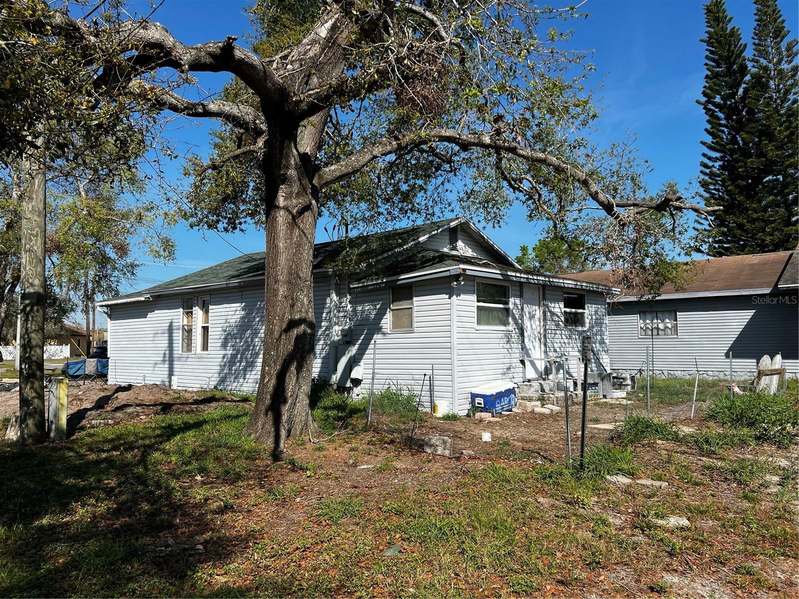 Property Photo:  592 N 8th Street  FL 33839 