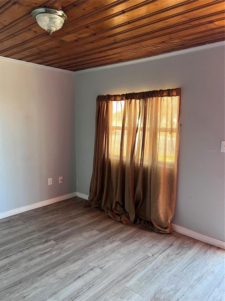 Property Photo:  592 N 8th Street  FL 33839 