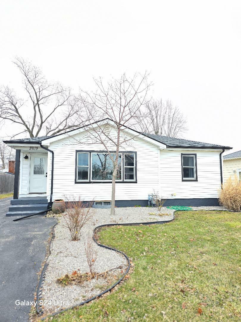 Property Photo:  2619 Pixley Avenue  MI 49085 