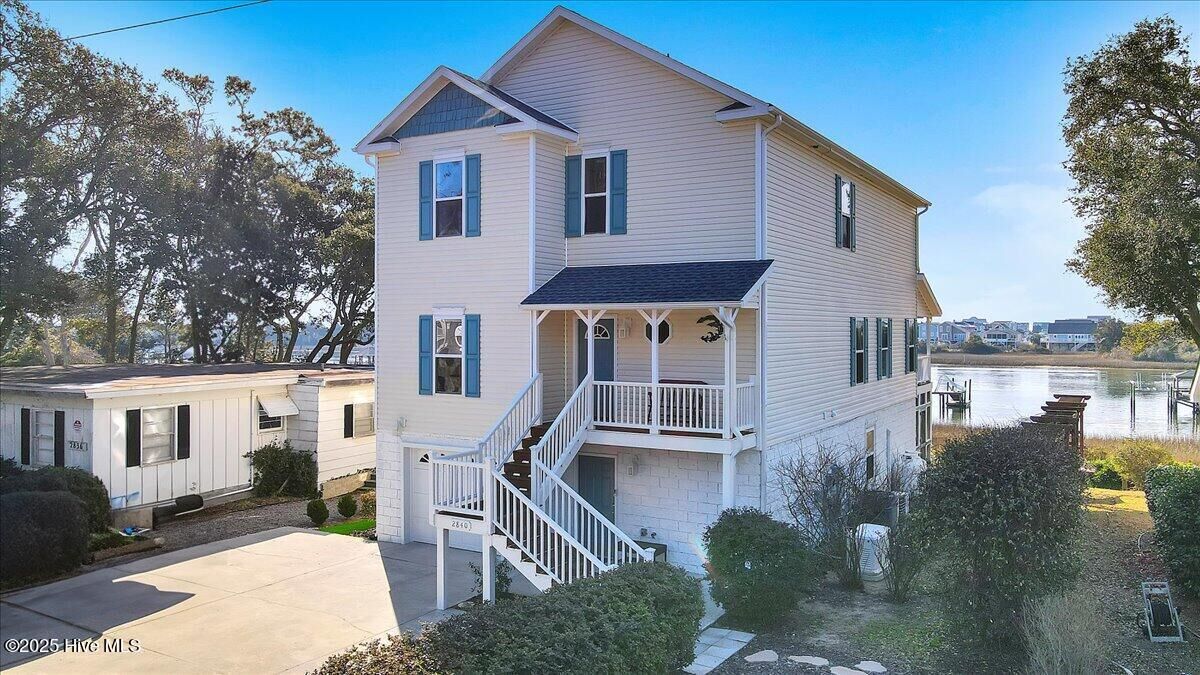 Property Photo:  2840 Sea Vista Drive SW  NC 28462 