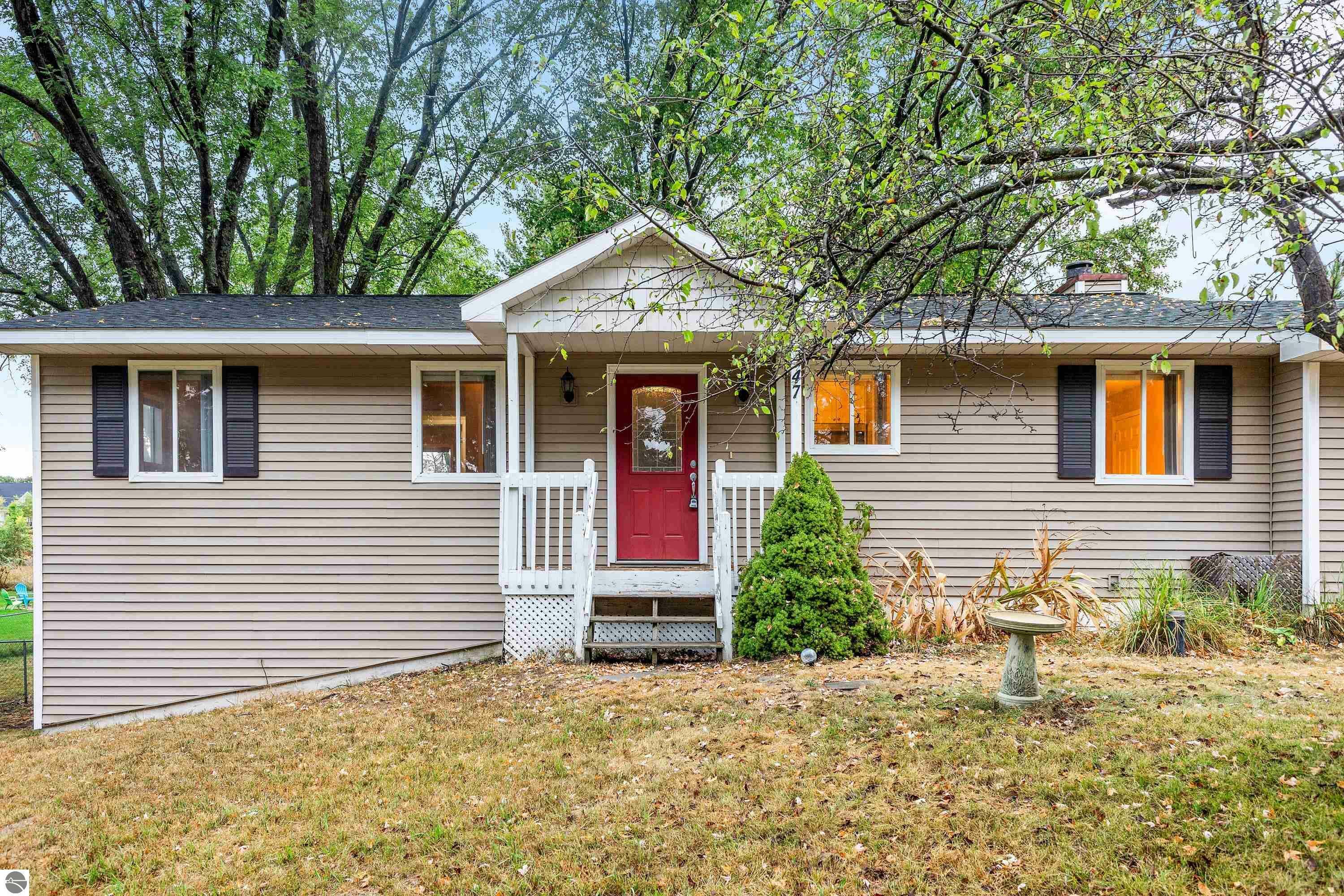 Property Photo: 47 Homestead Court MI 49686