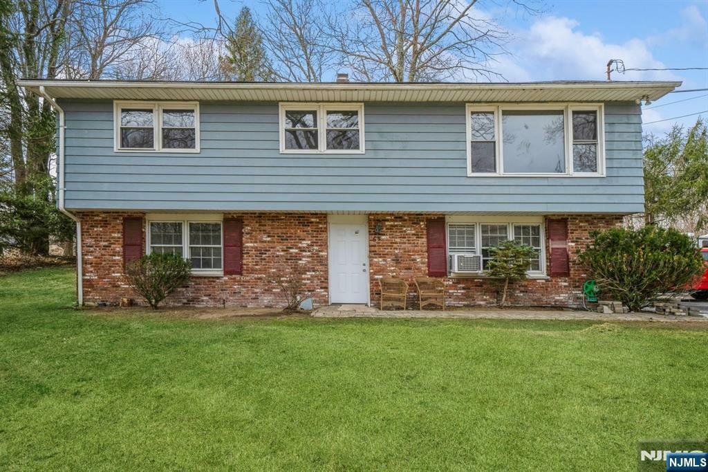 65 Longhouse Drive  West Milford NJ 07421 photo