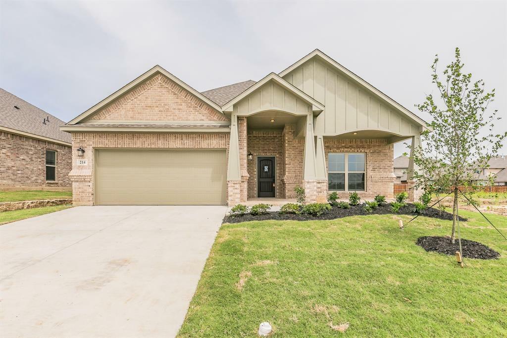 Property Photo:  214 Navajo Trail  TX 76009 