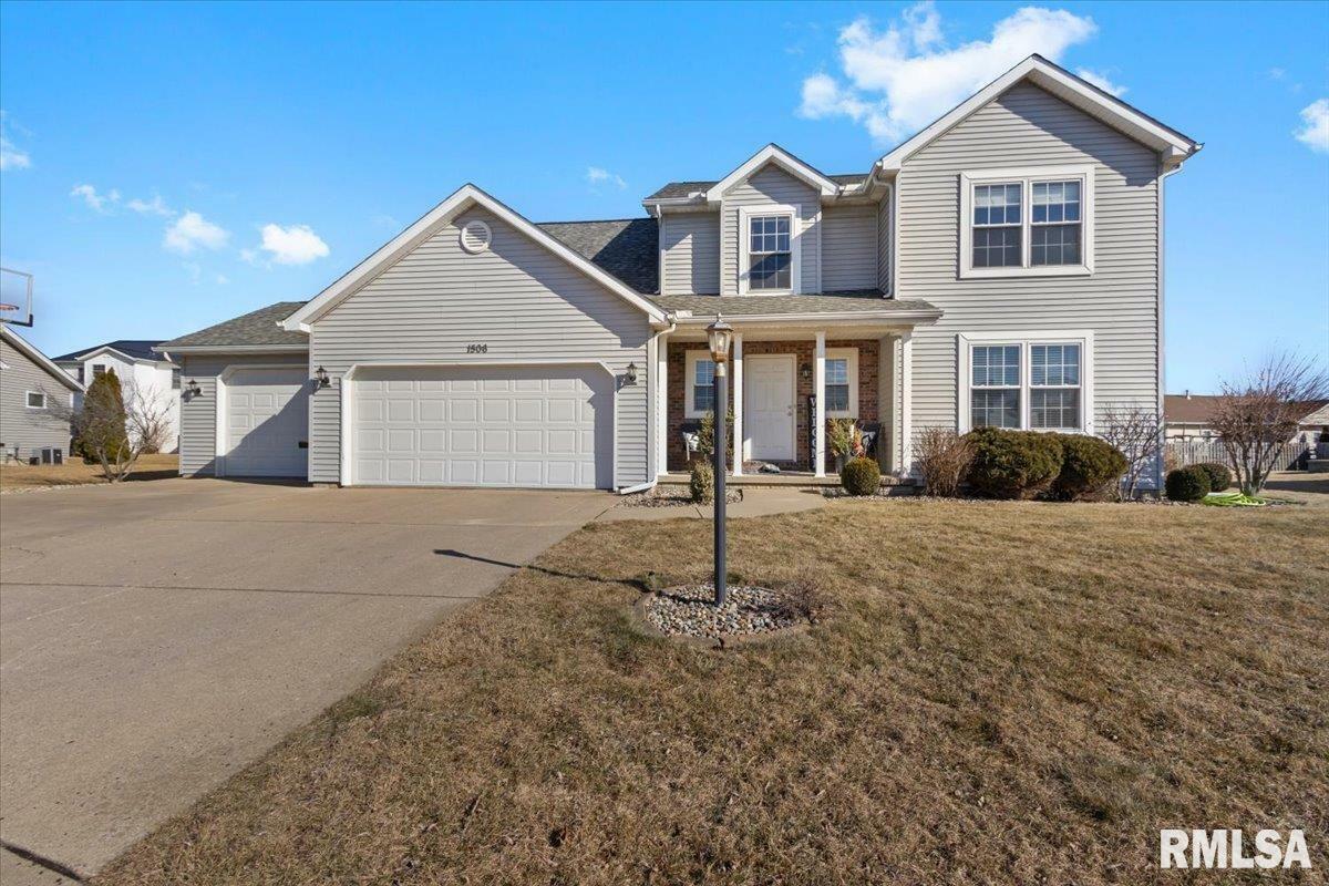 Property Photo:  1506 Longhorn Drive  IL 61548 