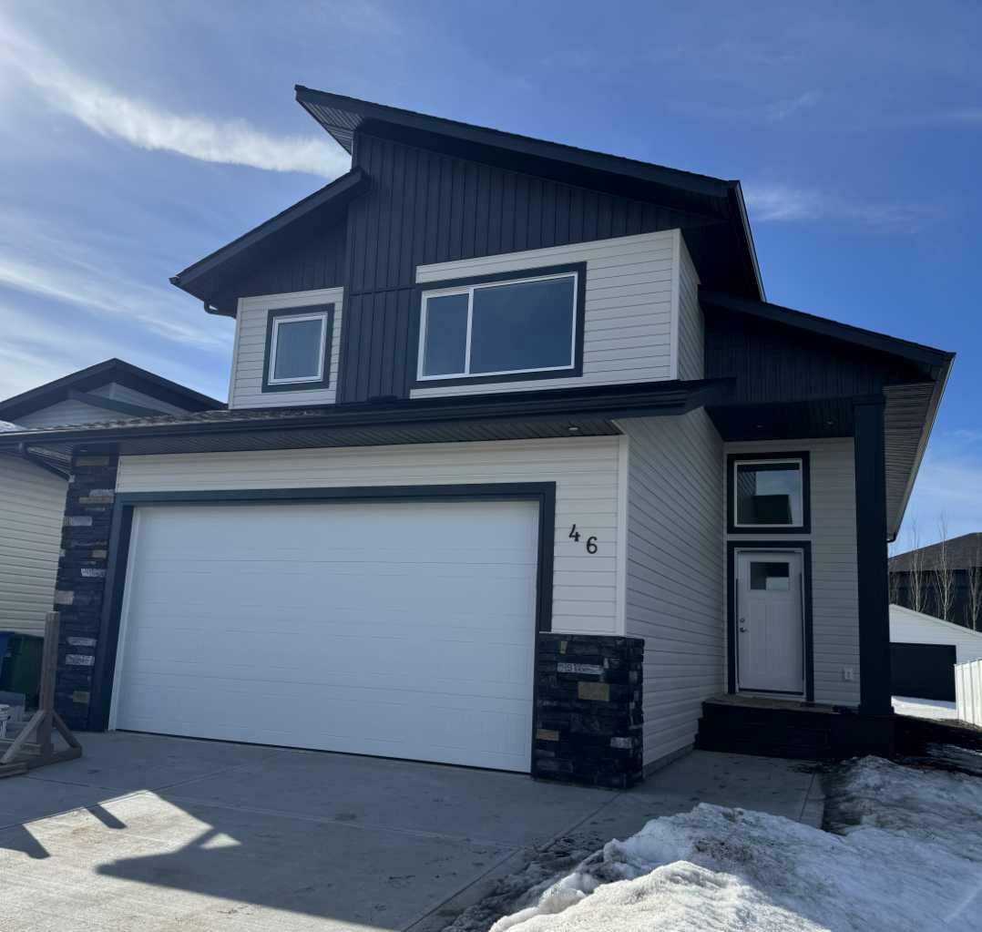 46 Lindman Avenue  Red Deer AB T4R 0S5 photo