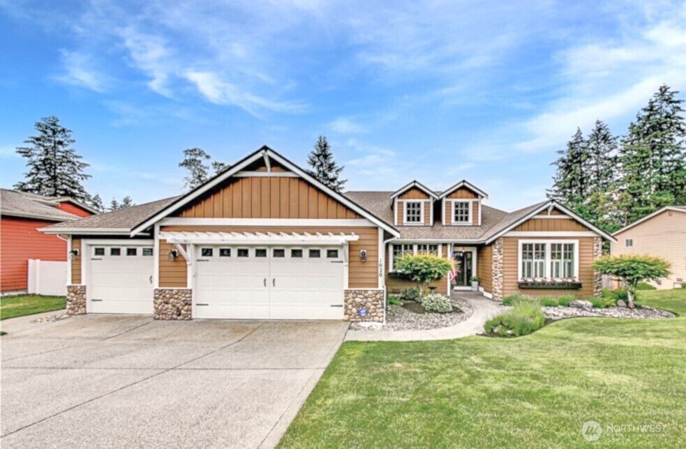 Property Photo:  1020  Potlatch Drive  WA 98333 