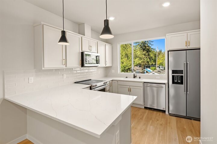 Property Photo:  626  164th (Homesite 05) Street SW H5  WA 98087 