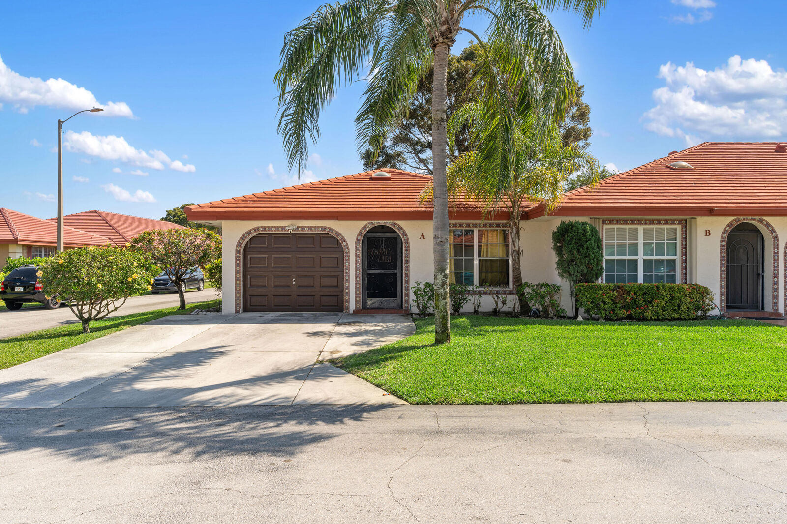 Property Photo: 1452 SW 26th Avenue SW A FL 33426
