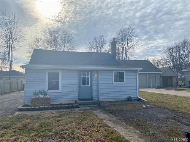 3198 Glendale Street  Frenchtown Twp MI 48162 photo